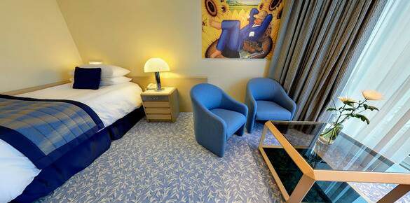 Fred Olsen Balmoral - Single Balcony Suite, JB.jpg